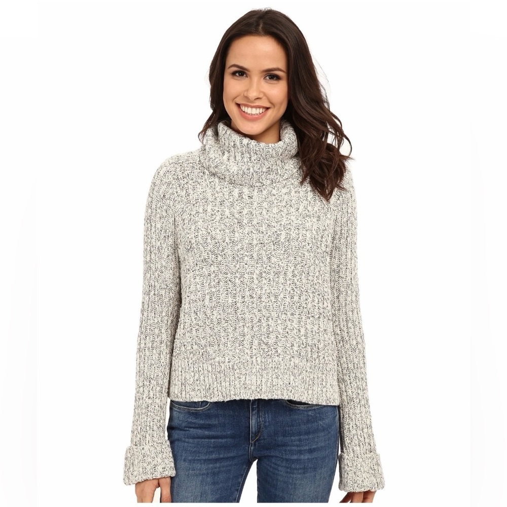Free People Marled Twisted Cable Oversized Cropped Turtleneck Sweater Small